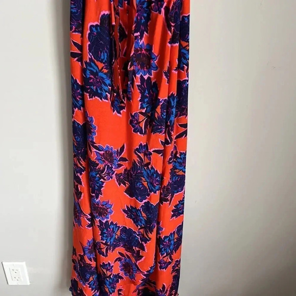 Lovers & Friends Golden Ray Maxi Dress - Picture 6 of 12